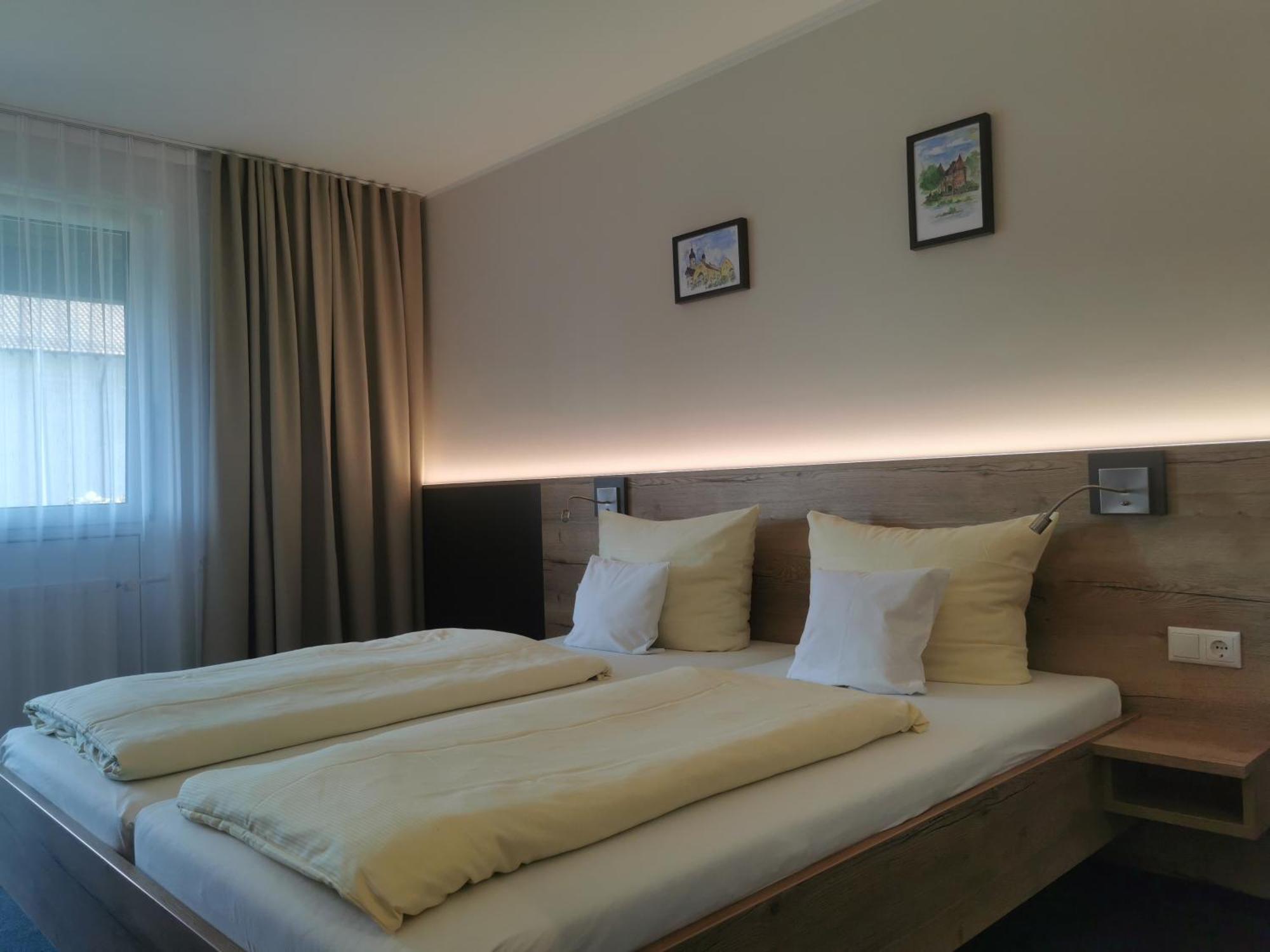 צ'אם Hotel Am Regenbogen מראה חיצוני תמונה